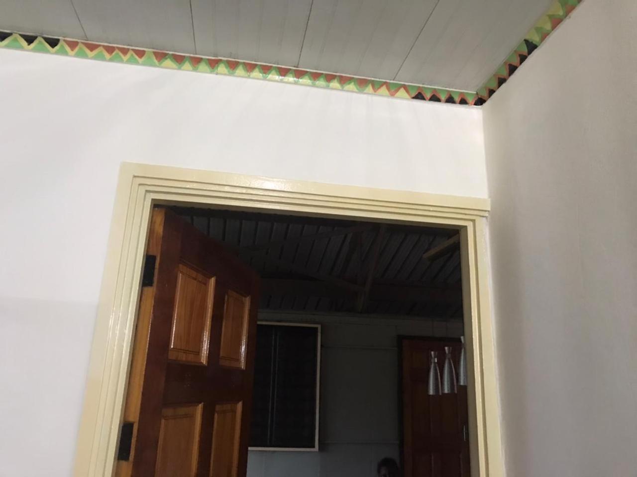 Unu Pikin Guesthouse Παραμαρίμπο Δωμάτιο φωτογραφία