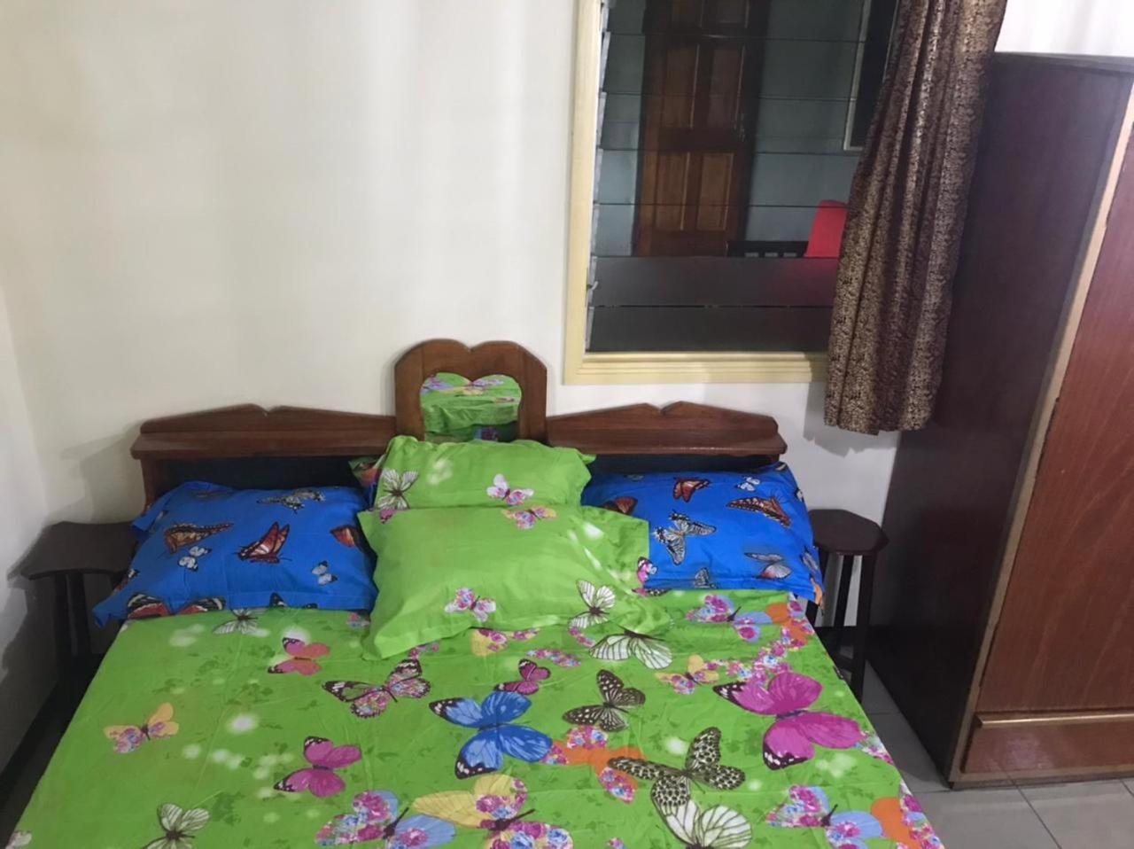 Unu Pikin Guesthouse Παραμαρίμπο Δωμάτιο φωτογραφία