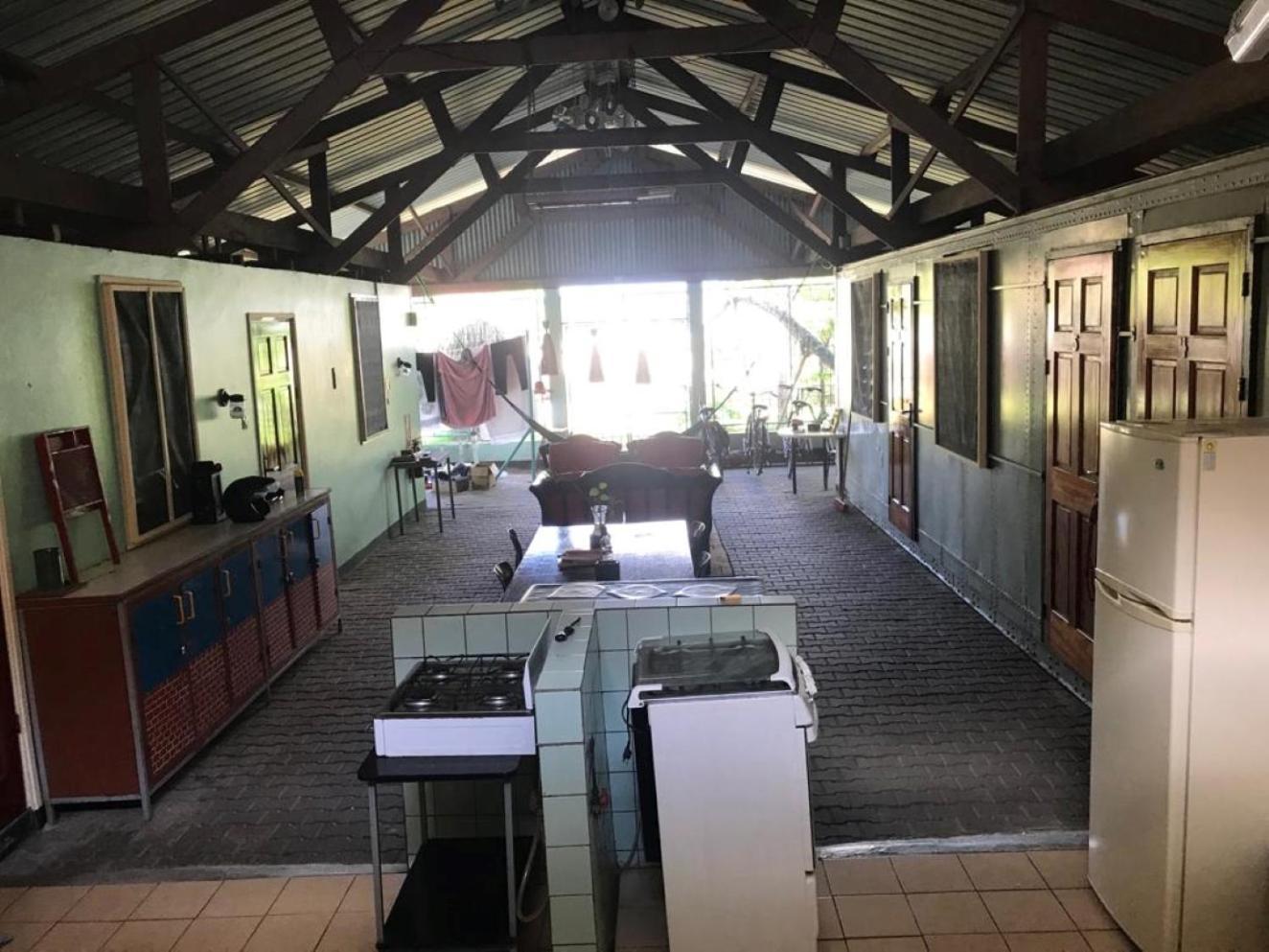 Unu Pikin Guesthouse Παραμαρίμπο Δωμάτιο φωτογραφία