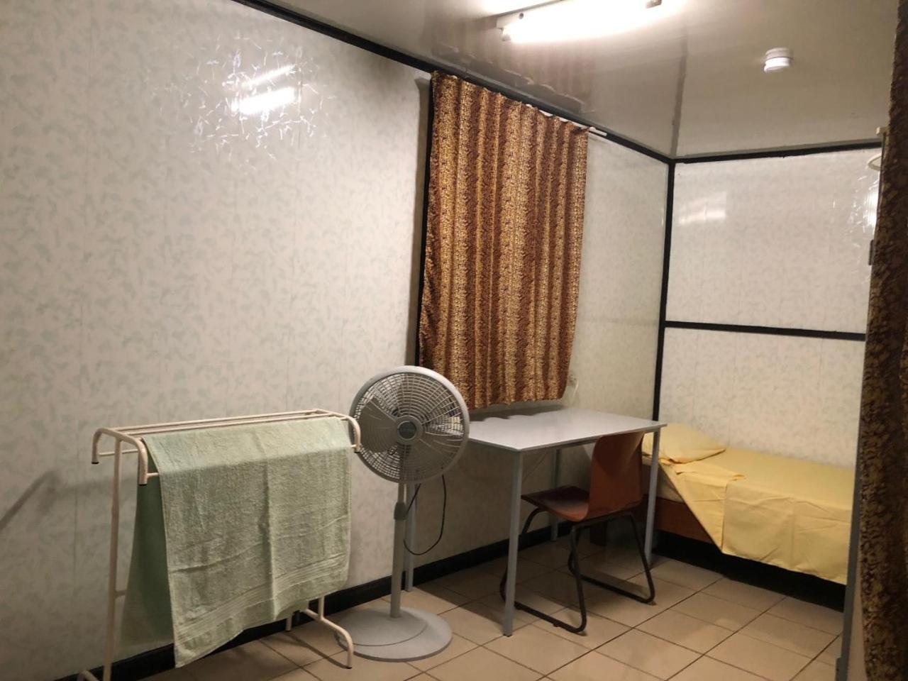 Unu Pikin Guesthouse Παραμαρίμπο Δωμάτιο φωτογραφία